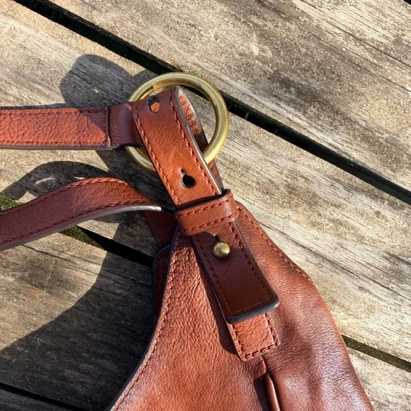 Frye Chestnut Brown Pebbled Leather Hobo Shoulder Bag - Picture 14 of 15